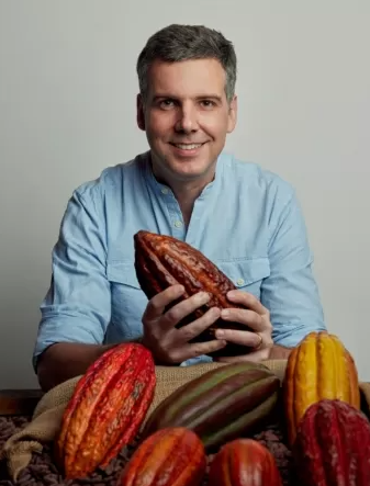 Estevan Sartoreli, fundador e co-CEO da Dengo Chocolates