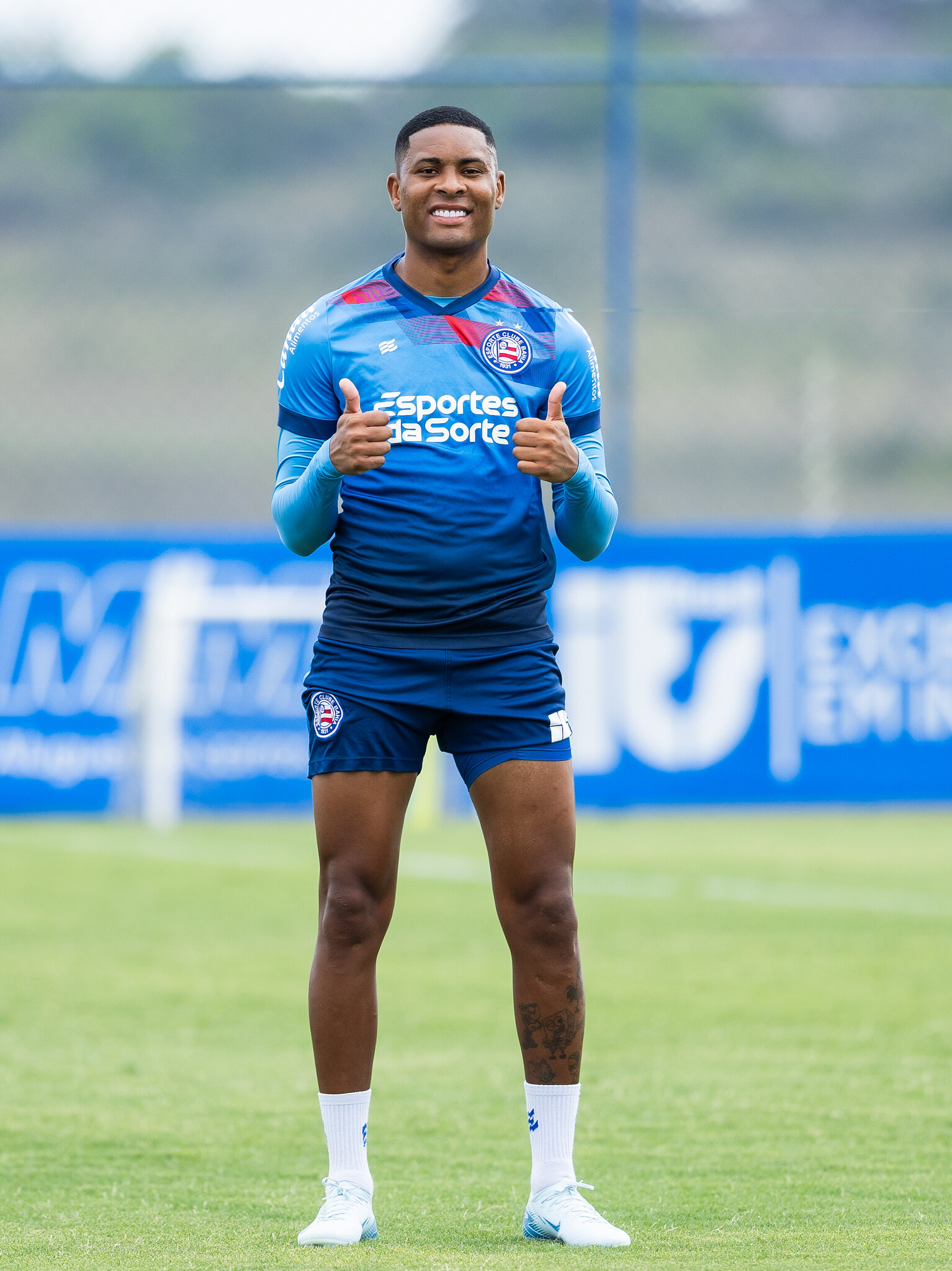 Lateral Caio Roque, em atividade pelo Bahia