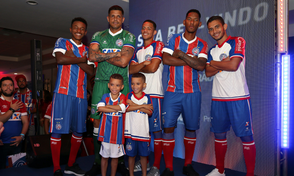 Lançamento dos primeiros uniformes da marca própria, a Esquadrão, em 2018