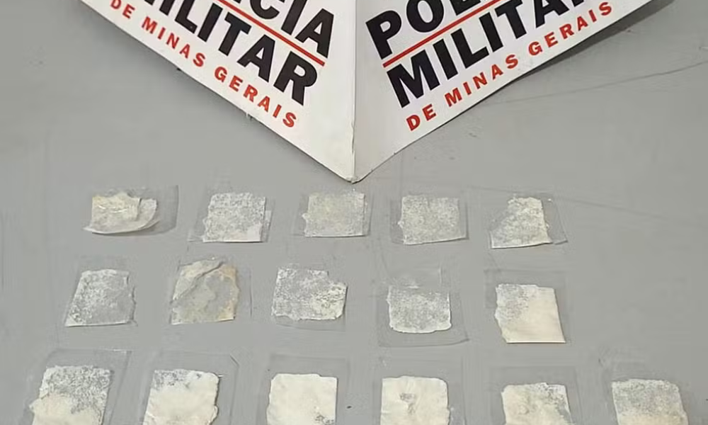 Papelotes de cocaína que estavam com a criança de quatro anos