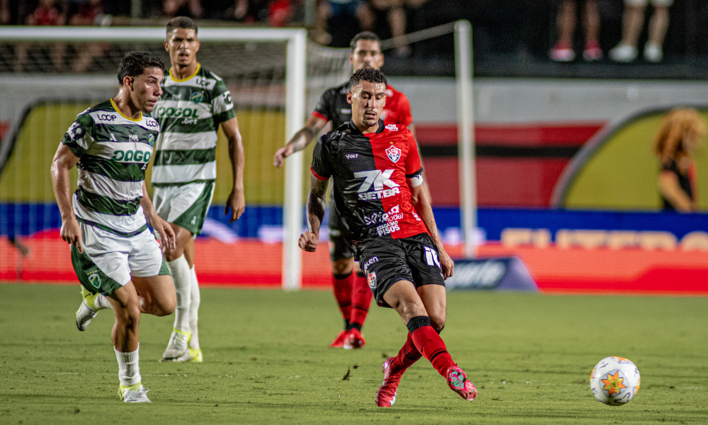 Vitória x Altos-PI, no Estádio Manoel Barradas
