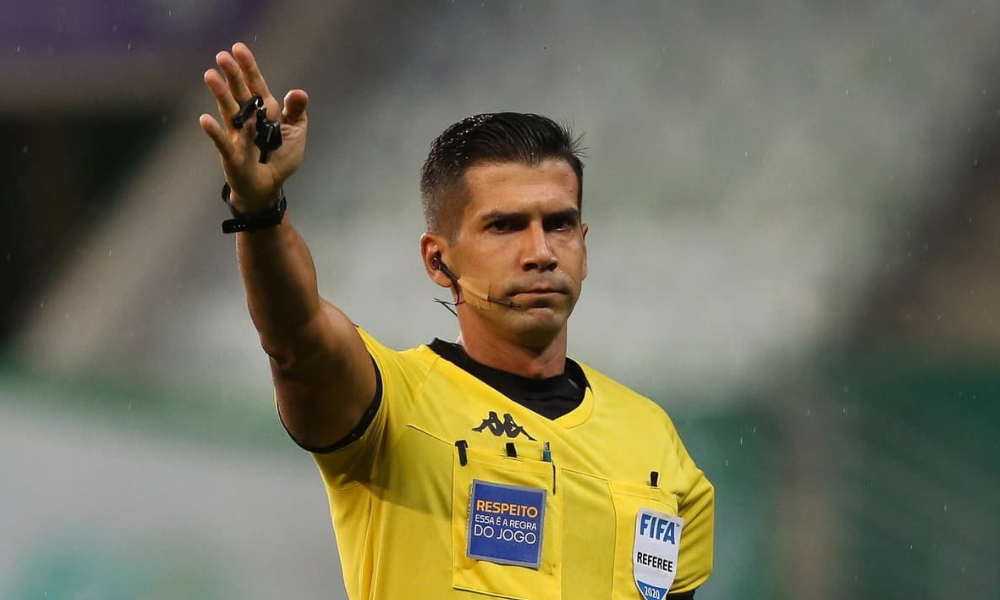 Bruno Arleu de Araújo, árbitro da partida entre Vitória x Corinthians