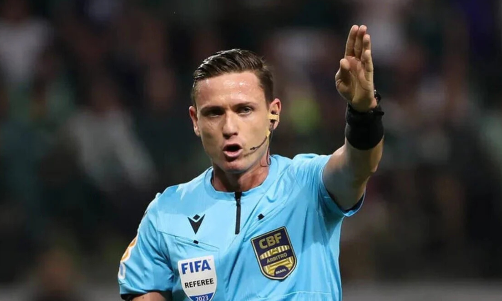 Ramon Abatti Abel, árbitro da partida entre Botafogo x Vitória