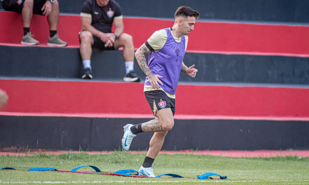 Gustavo Mosquito pode reencontrar a equipe do Corinthians, seu ex-clube