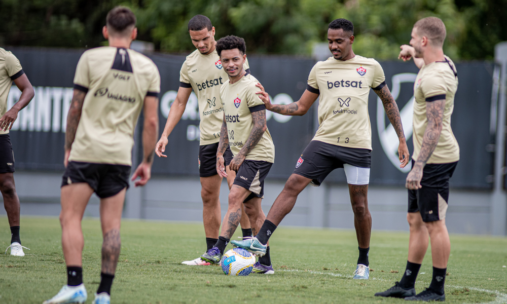 Treino do Vitória, no CT do Vasco