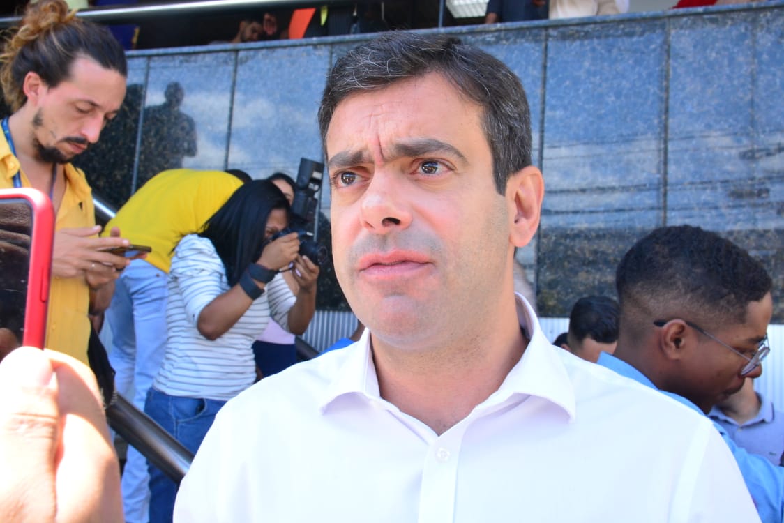 Thiago Correia fala sobre pesquisas e votos de Roma para ACM Neto