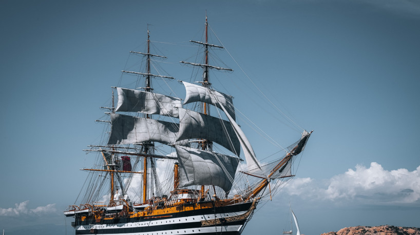  Divulgação/Consolato Generale d'Italia di Porto Alegre Leia mais em: https://www.opovo.com.br/noticias/fortaleza/2023/09/30/navio-italiano-mais-bonito-do-mundo-chega-a-fortaleza-saiba-quando.html ©2022 Todos os direitos são reservados ao Portal O POVO, conforme a Lei nº 9.610/98. A publicação, redistribuição, transmissão e reescrita sem autorização prévia são proibidas