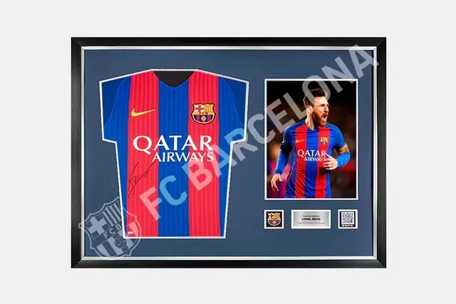 Camisa usada e autografada por Messi