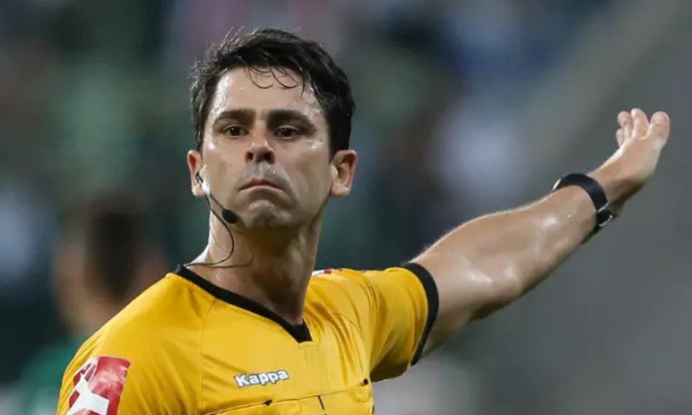 Árbitro Flavio Rodrigues de Souza