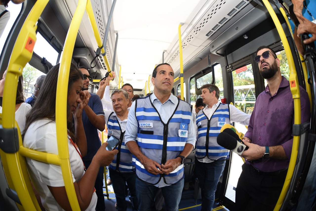 bruno reis anúncio onibus