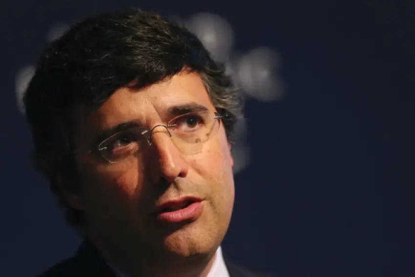 andré santos esteves