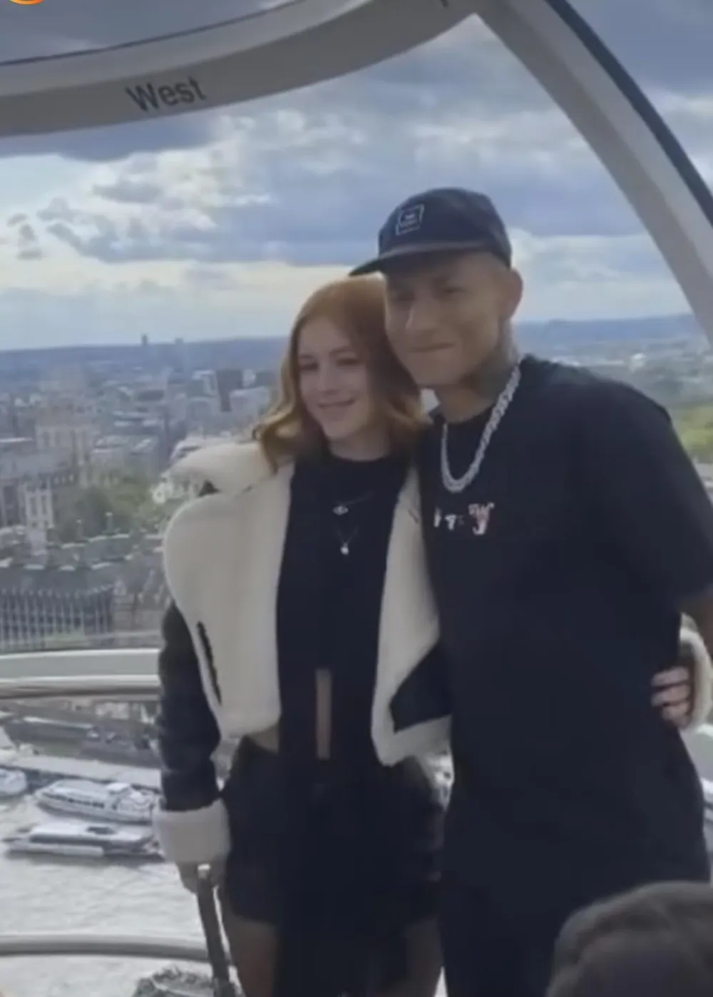 RICHARLISON E AMANDA