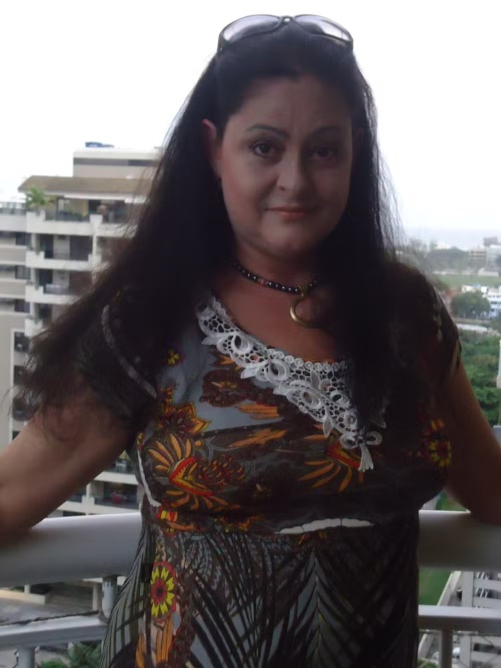 Simone Carvalho, na década de 1980 foi jurada do Cassino do Chacrinha, atualmente é Bacharel em Teologia, e está longe das câmeras. — Foto: Divulgação
