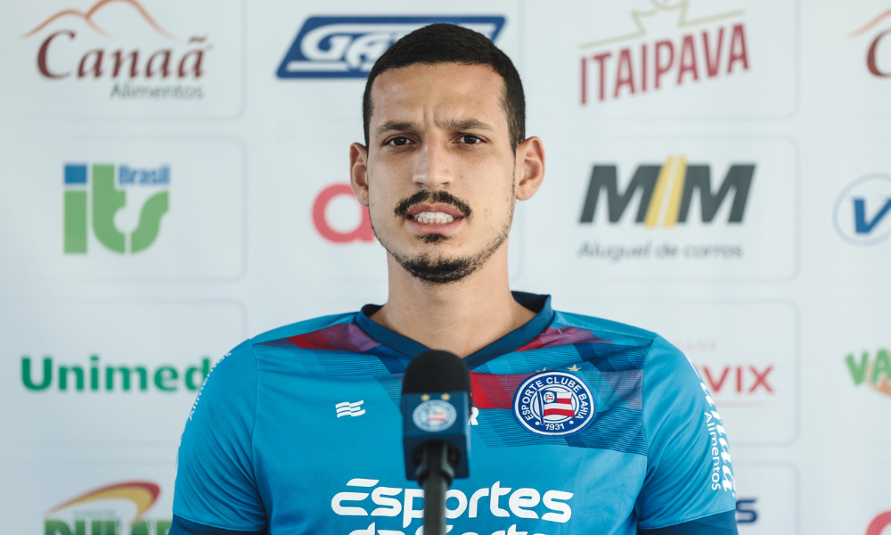 Gabriel Xavier em coletiva no CT Evaristo de Macedo