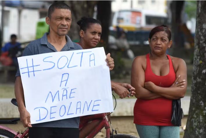 fãs deolane