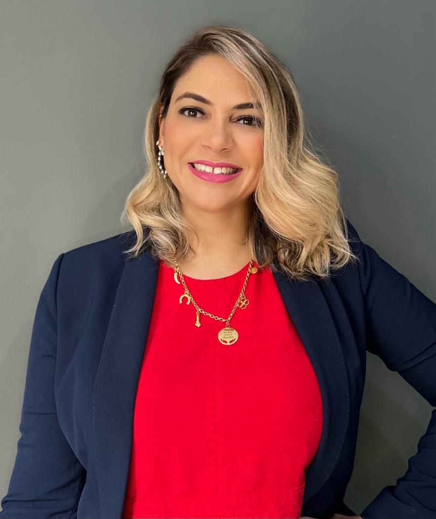 Dra. Rafaela Reis (Especialista em Direito Imobiliário)